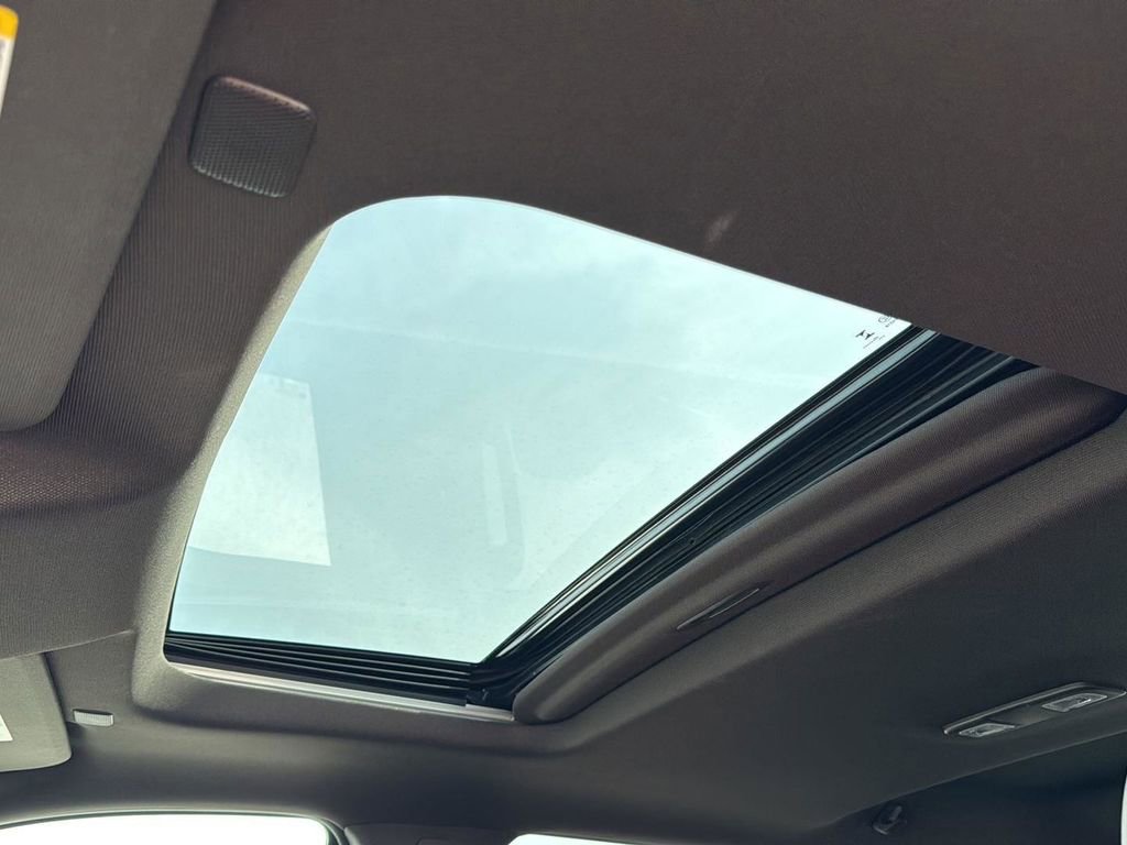 Used 2024 GMC Sierra 1500 Denali w/ Denali Reserve Package image 21