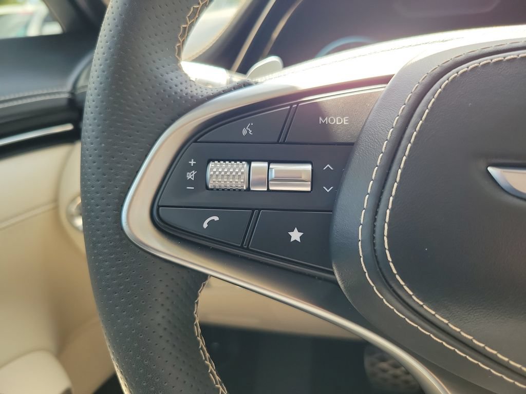 Certified 2024 Genesis GV70 3.5T Sport w/ Sport Prestige Package AWD/4WD image 24
