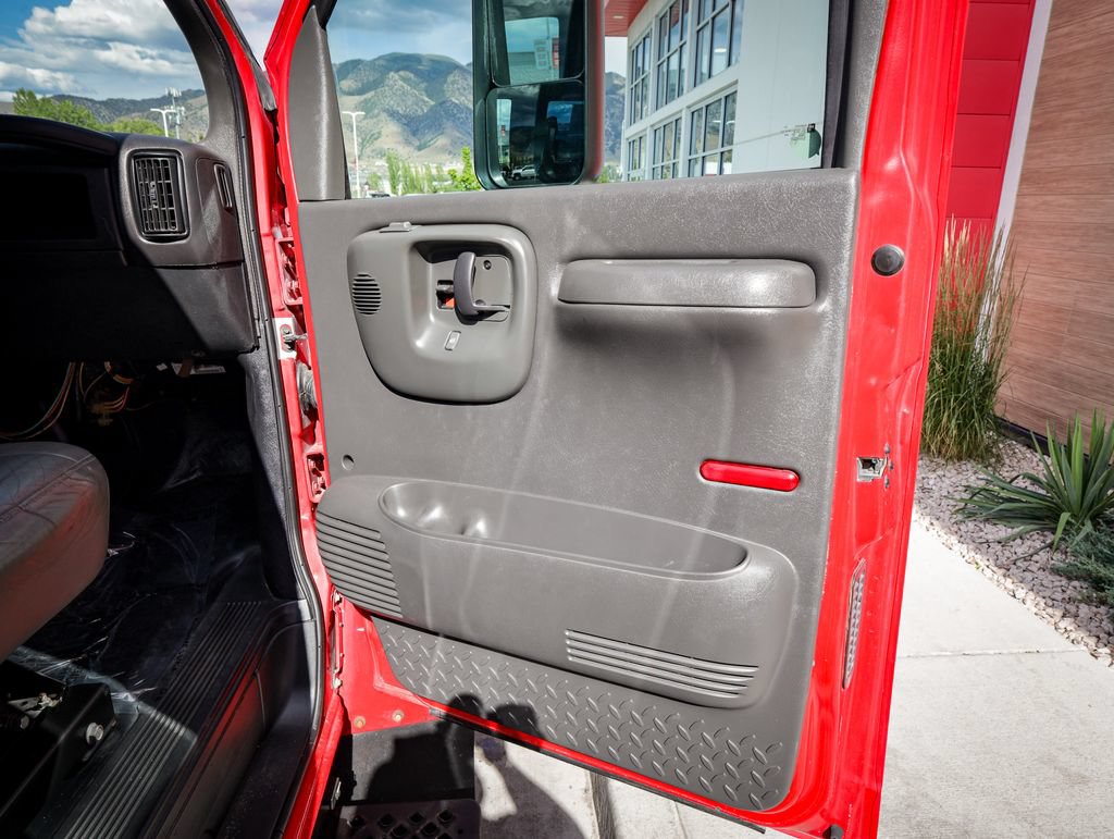 Used 2006 Chevrolet Kodiak C4500 2WD Crew Cab image 24