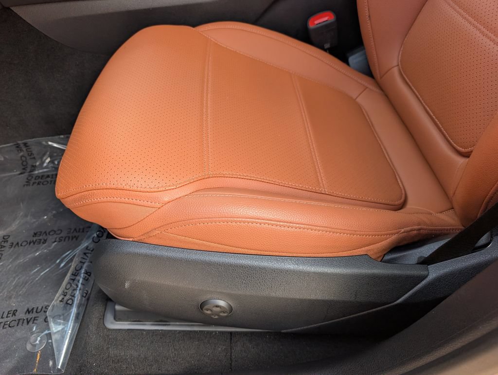 Certified 2026 Mercedes-Benz GLC 350e 4MATIC image 22
