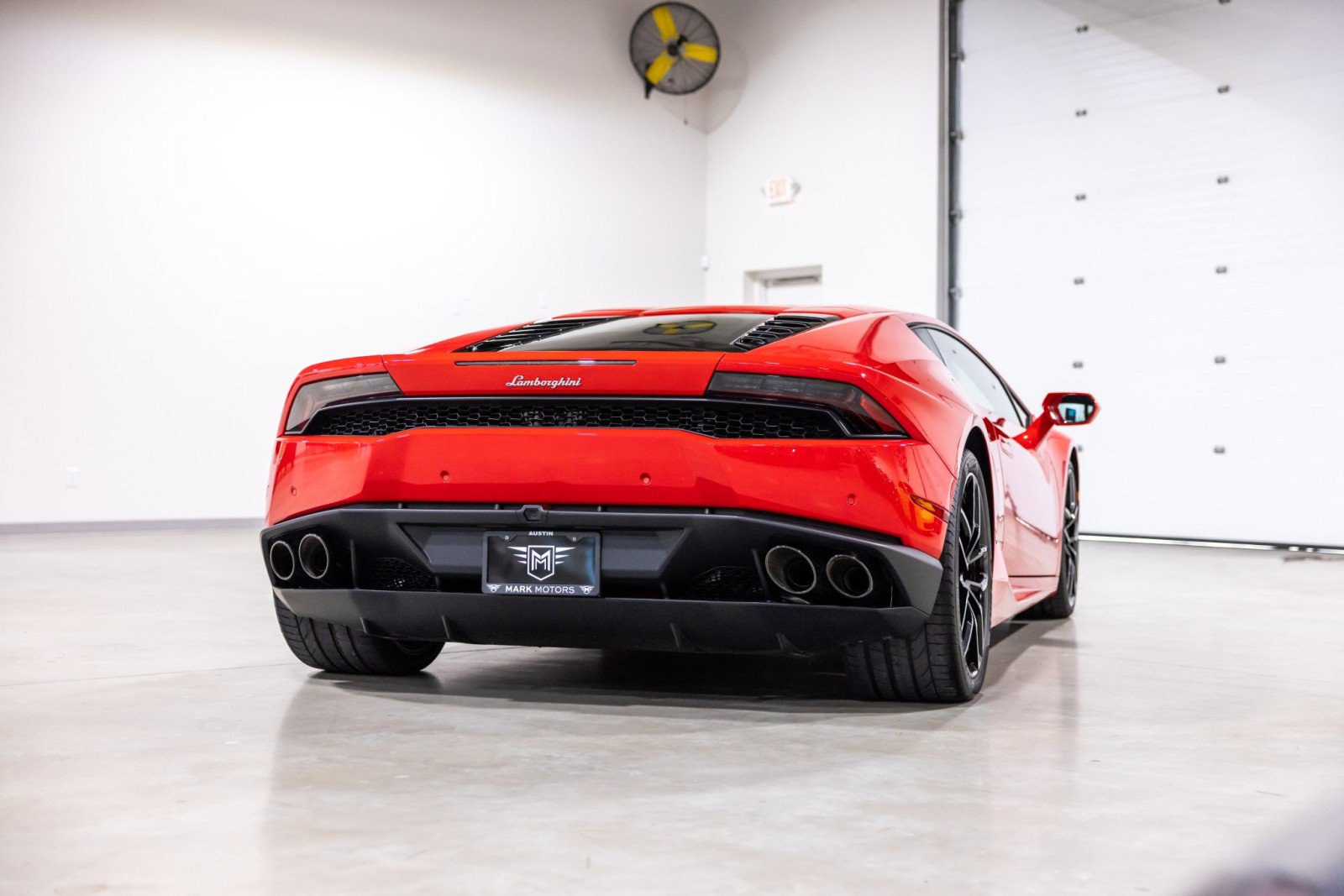 Used 2015 Lamborghini Huracan LP 610-4 AWD/4WD image 4