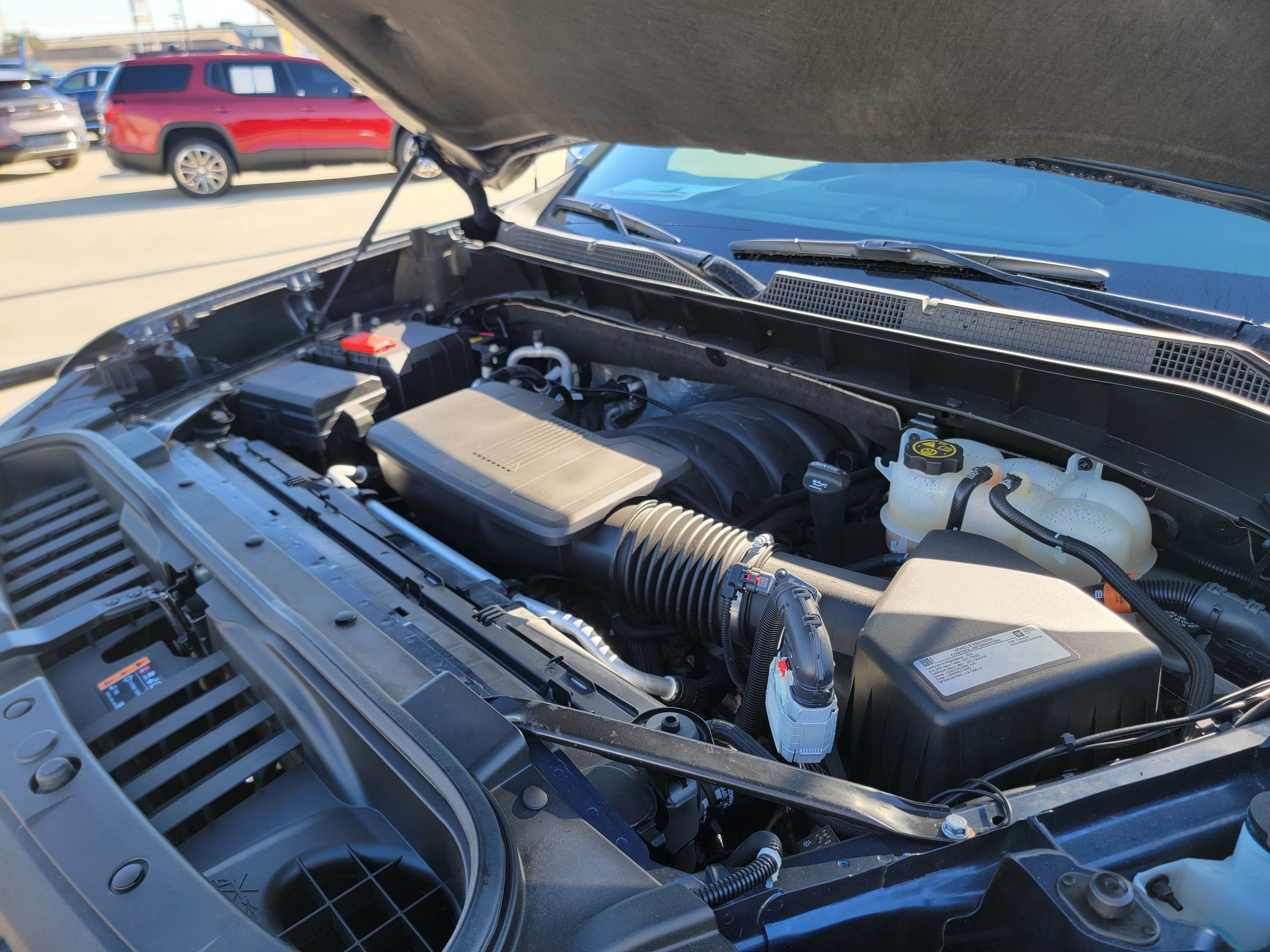 Used 2020 Chevrolet Silverado 1500 LT w/ Texas Edition image 34