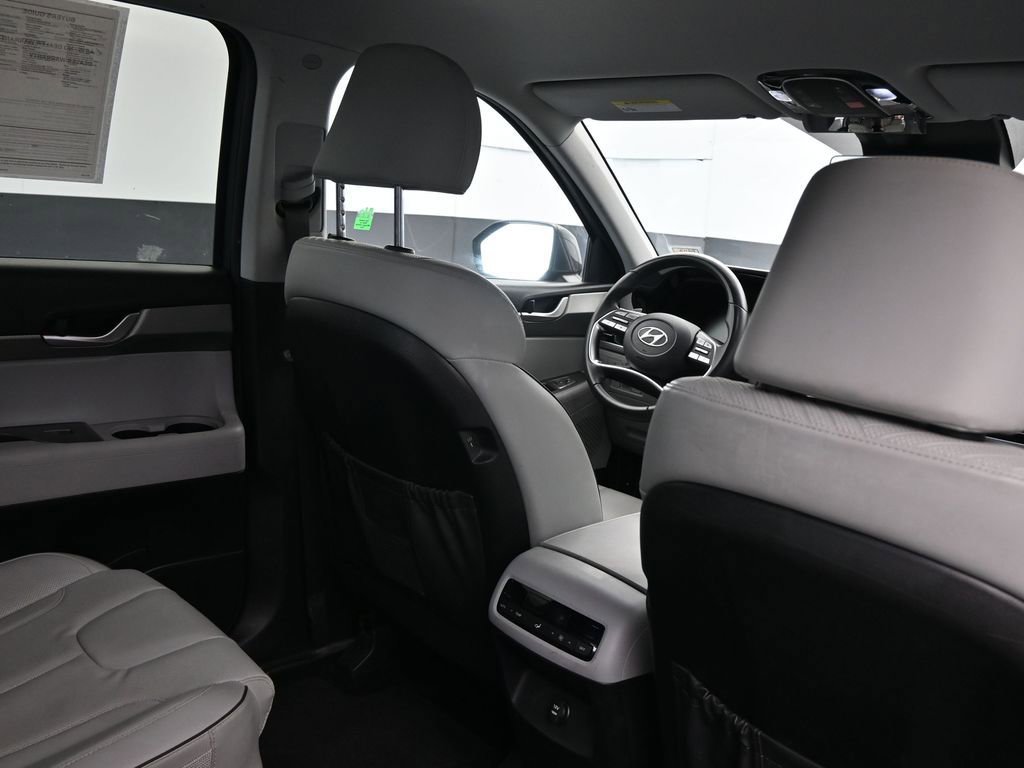 Used 2023 Hyundai Palisade SEL image 15