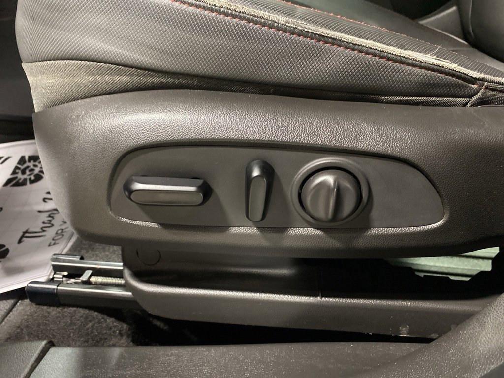 Certified 2021 Chevrolet TrailBlazer RS w/ Sun and Liftgate Package image 19