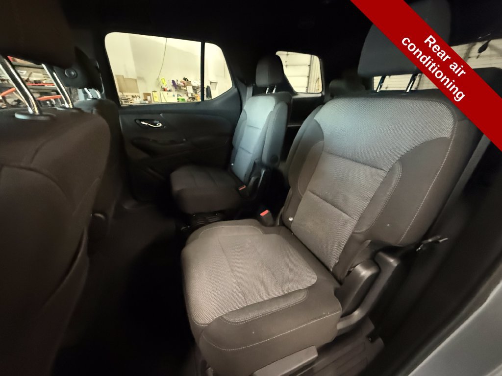 Used 2023 Chevrolet Traverse LT w/ LPO, Cargo Package AWD/4WD image 34