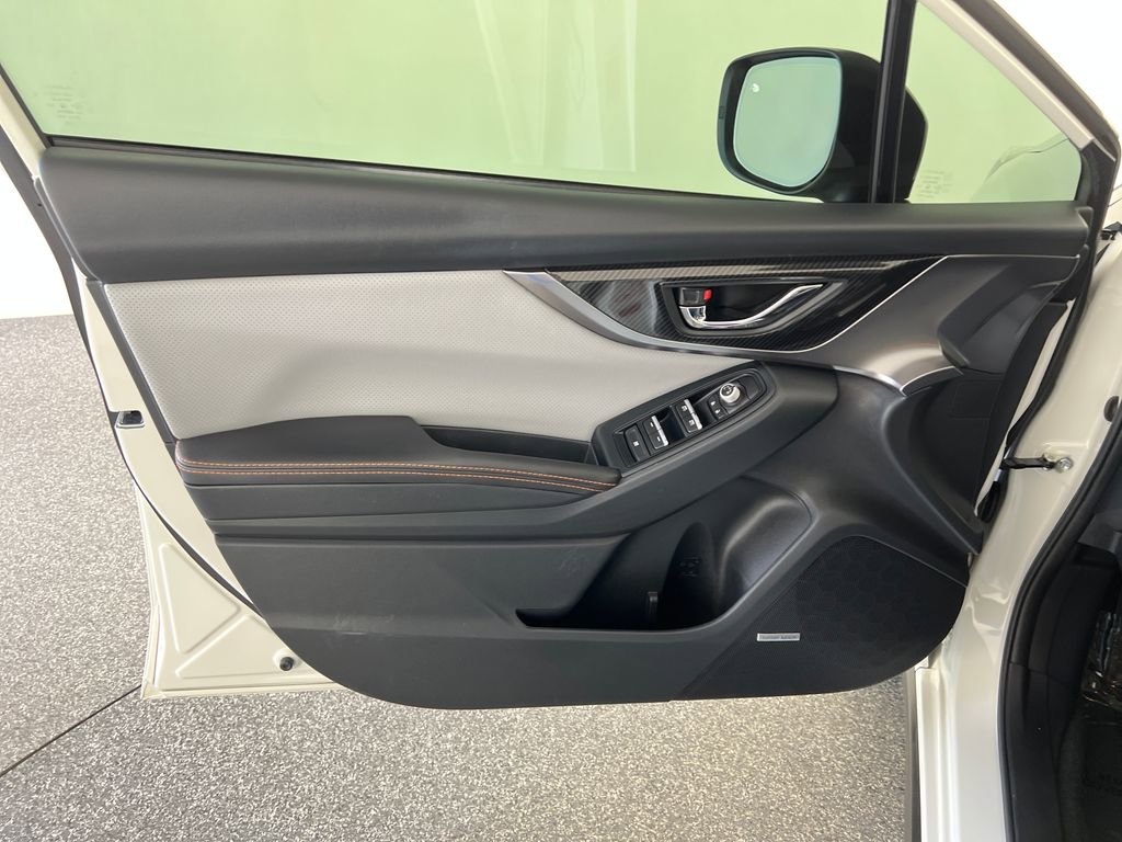 Used 2019 Subaru Crosstrek 2.0i Limited w/ Moonroof Package w/Navigation AWD/4WD image 12