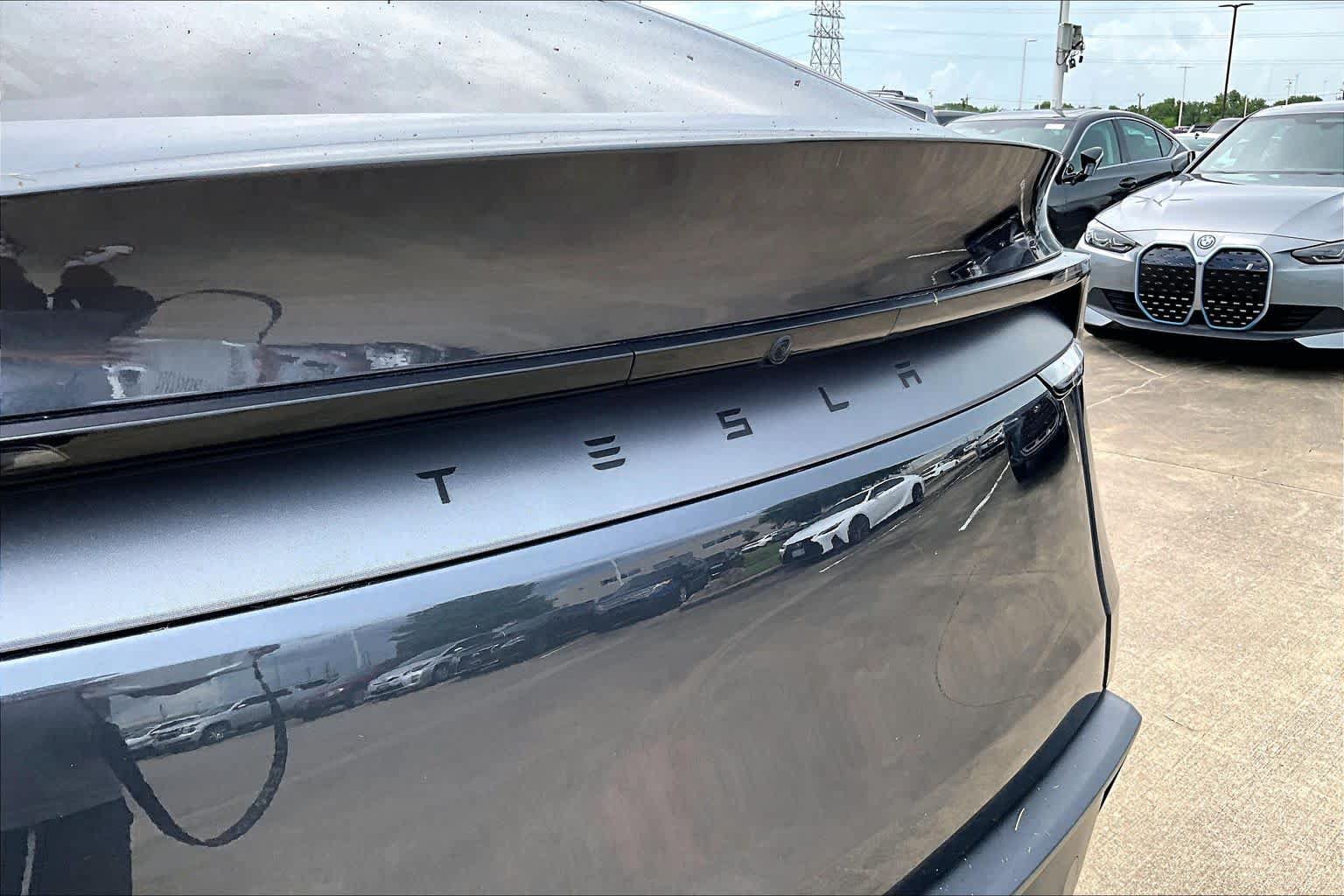 Used 2026 Tesla Model Y 2WD image 27