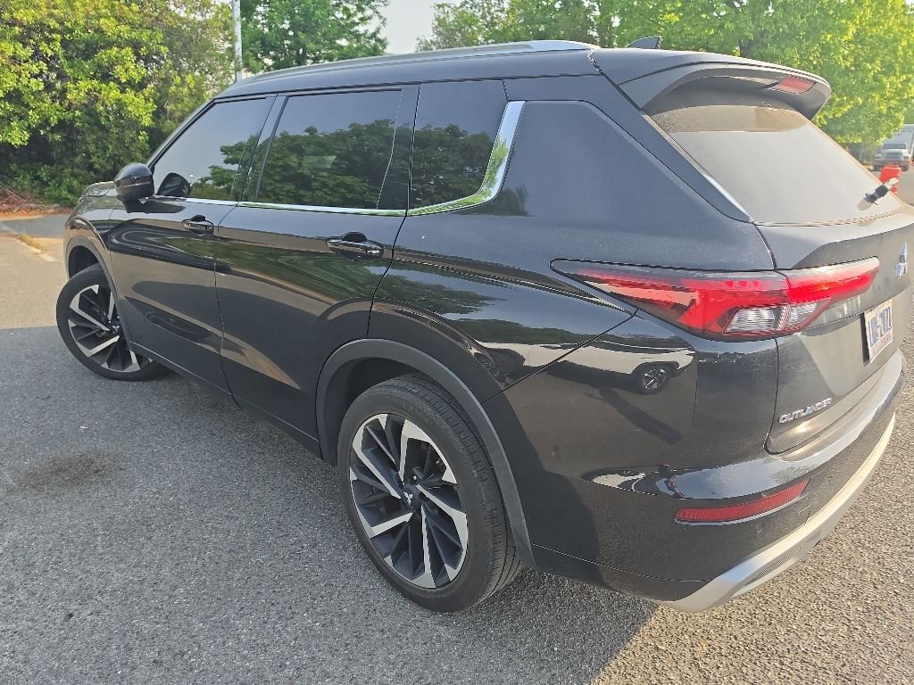 Used 2023 Mitsubishi Outlander SEL FWD image 4