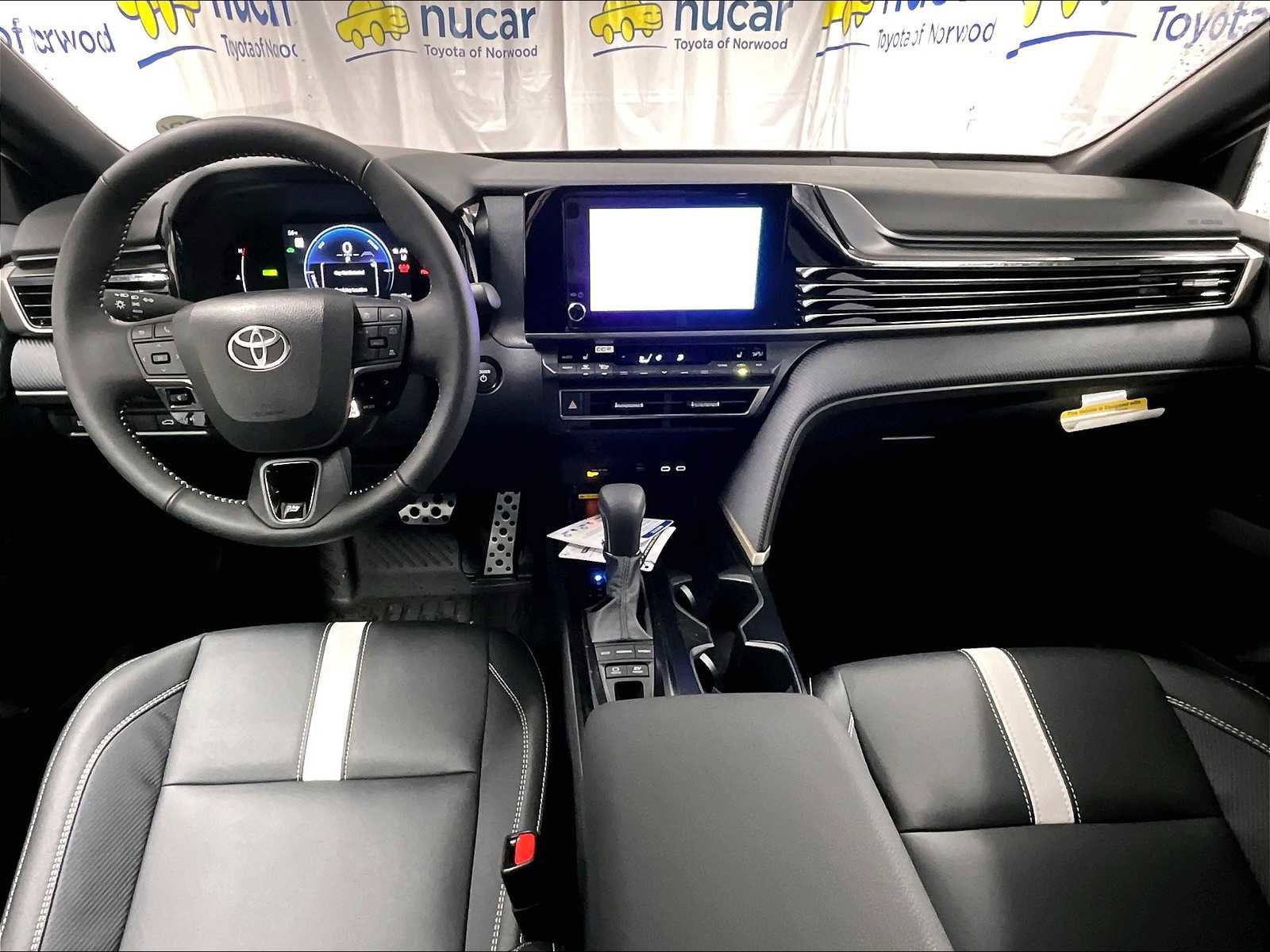 New 2026 Toyota Camry SE image 12