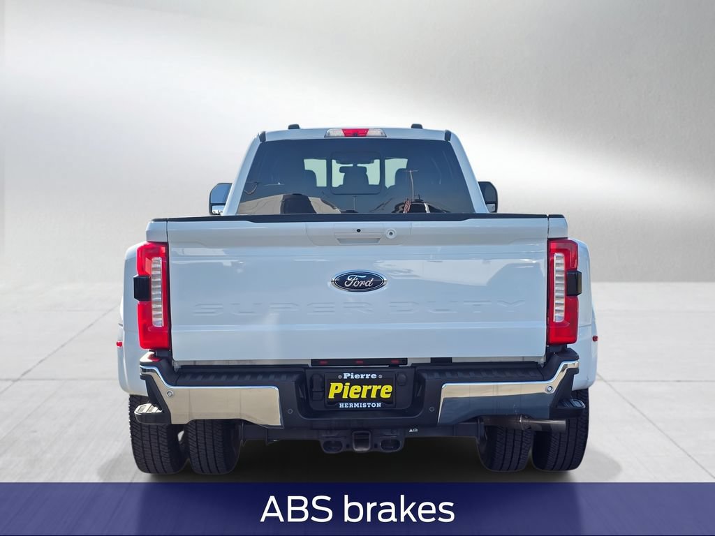 Used 2026 Ford F350 Lariat w/ Lariat Premium Package AWD/4WD image 6