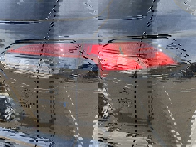 Used 2024 Toyota Corolla Cross SE image 7