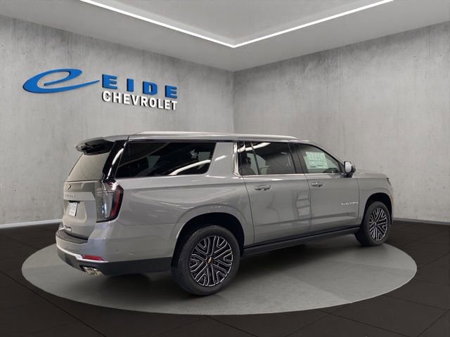 New 2026 Chevrolet Suburban High Country AWD/4WD image 4