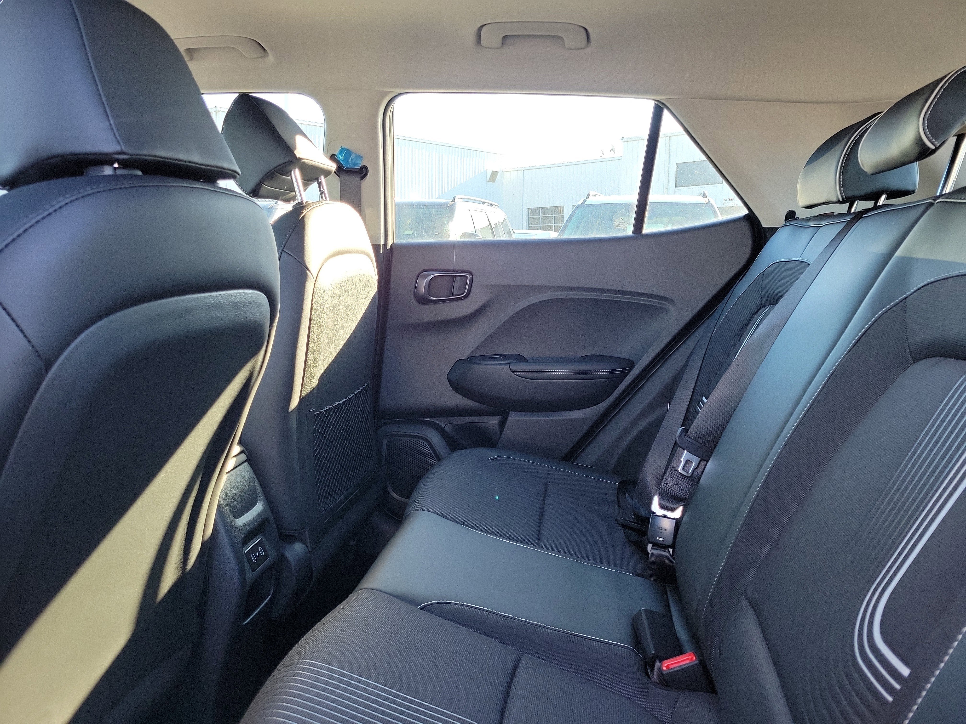 New 2026 Hyundai Venue SEL image 15