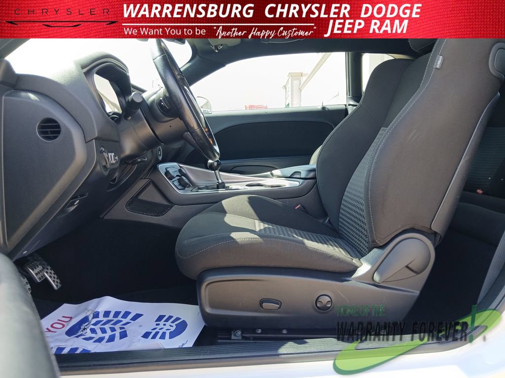 Used 2022 Dodge Challenger R/T w/ Blacktop Package RWD image 13