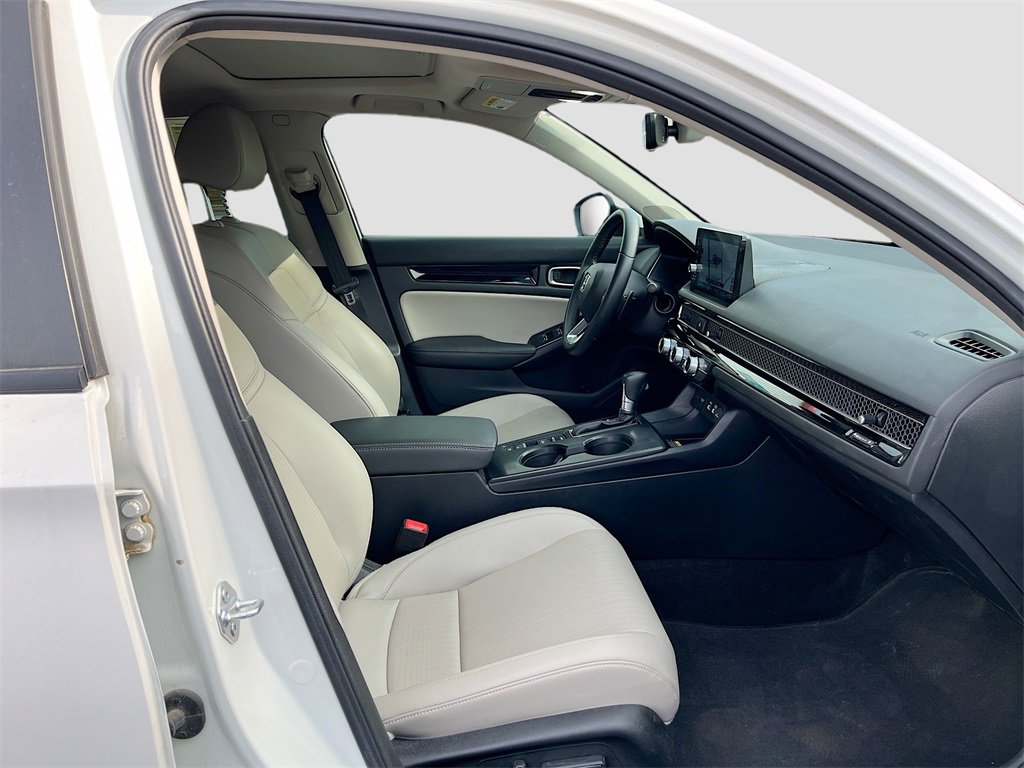Used 2024 Honda Civic Touring image 30