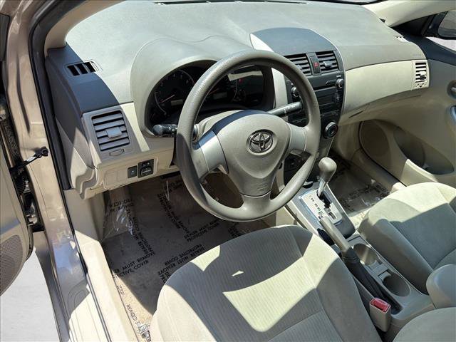 Used 2010 Toyota Corolla LE FWD image 14