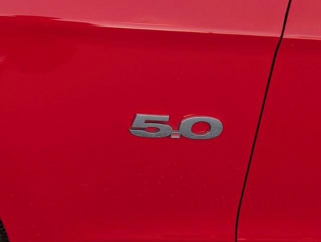 Used 2013 Ford Mustang GT Premium image 5