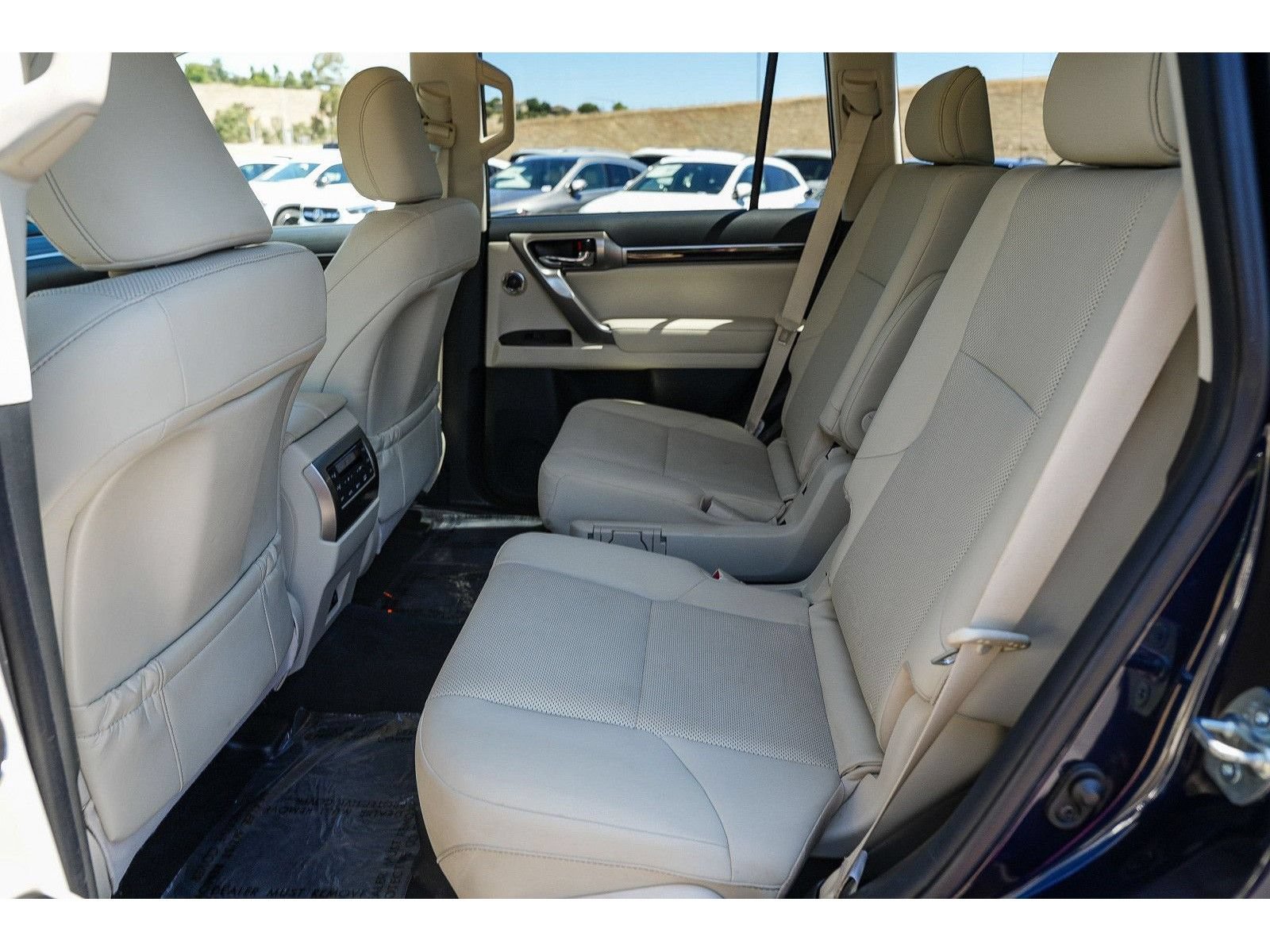 Used 2022 Lexus GX 460 Premium AWD/4WD image 19