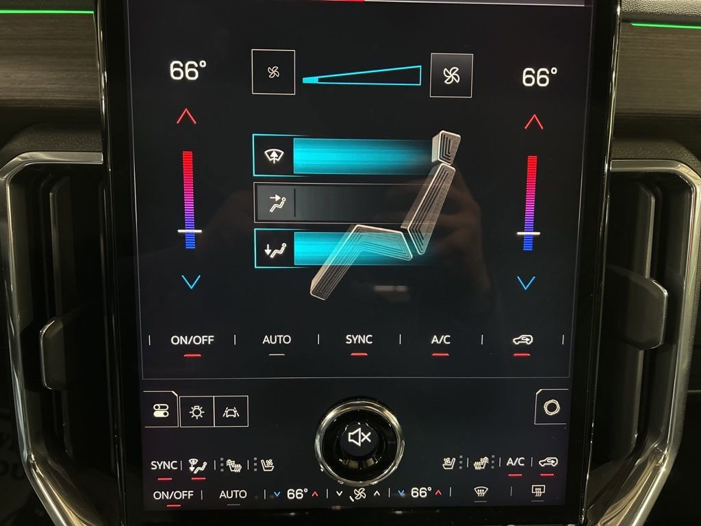 New 2026 GMC Acadia Denali w/ Super Cruise Package image 36