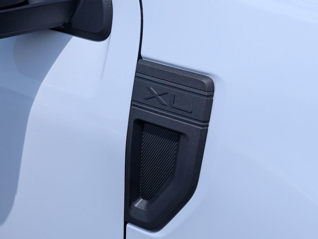 New 2026 Ford Maverick XL FWD image 17