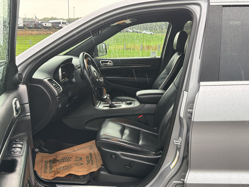 Used 2019 Jeep Grand Cherokee Limited AWD/4WD image 13