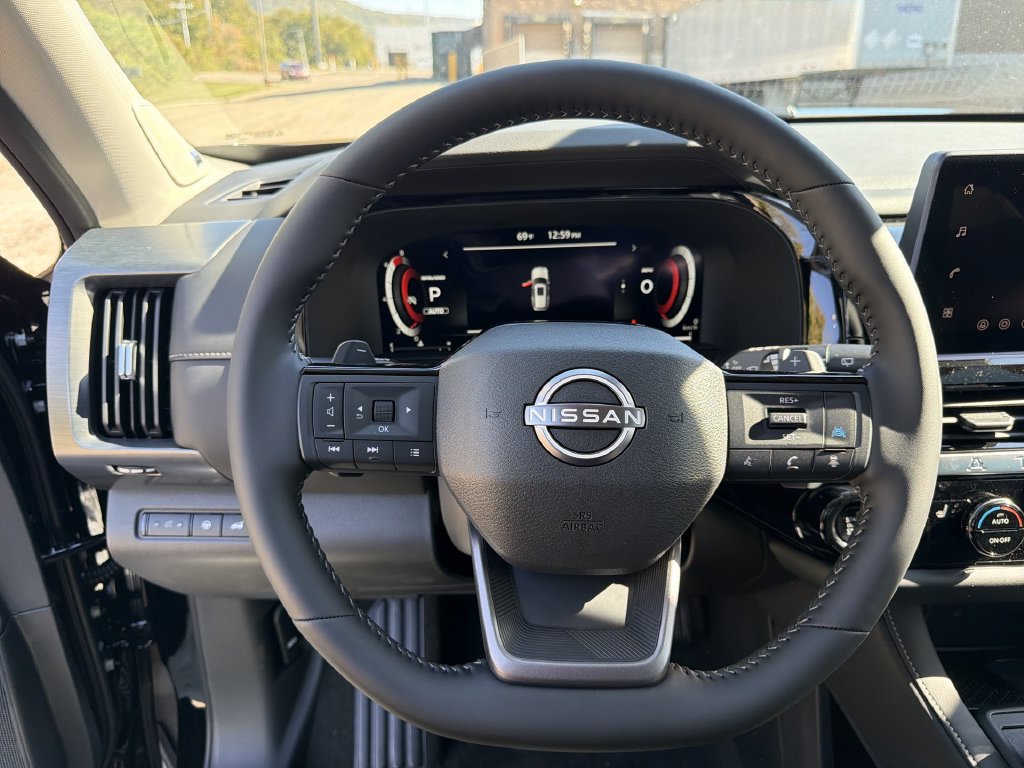 New 2026 Nissan Pathfinder SL w/ SL Premium Package AWD/4WD image 11