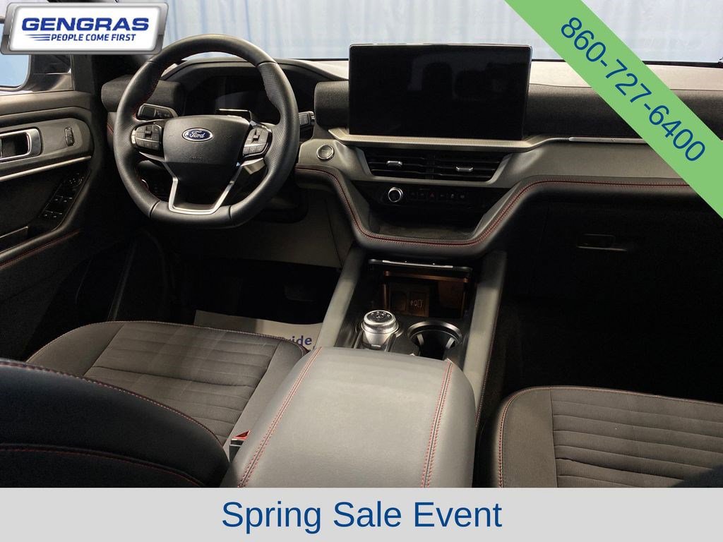 Used 2025 Ford Explorer ST-Line w/ ST-Line Street Pack AWD/4WD image 42