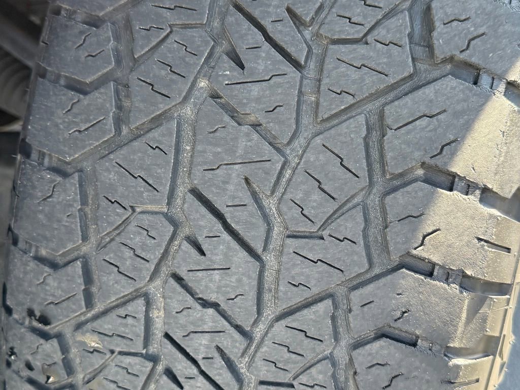 Used 2019 GMC Canyon SLT w/ Driver Alert Package image 15