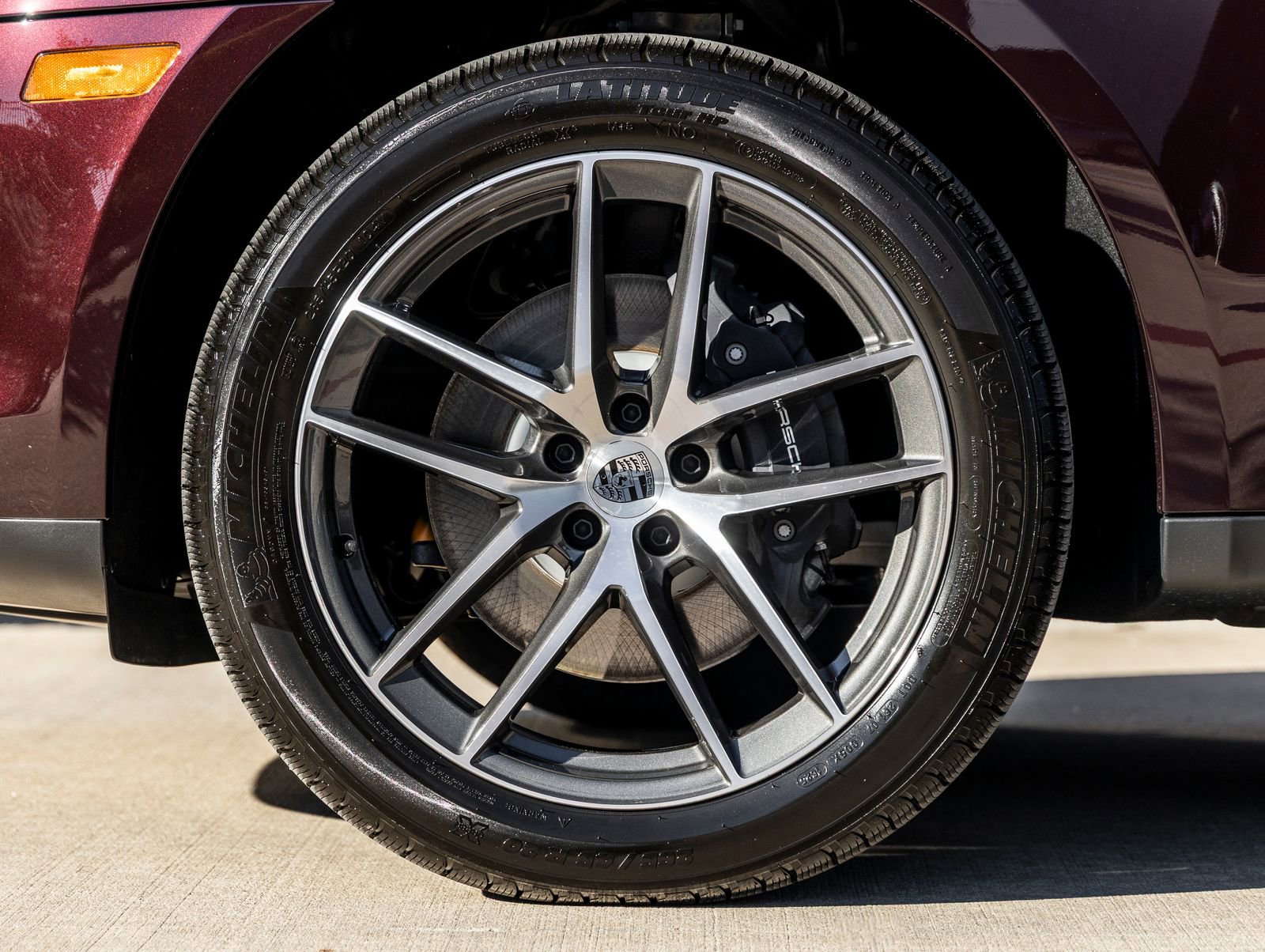 Certified 2026 Porsche Macan AWD/4WD image 13