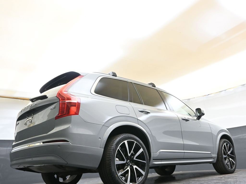 Certified 2024 Volvo XC90 B5 Plus w/ Protection Package Premier image 33