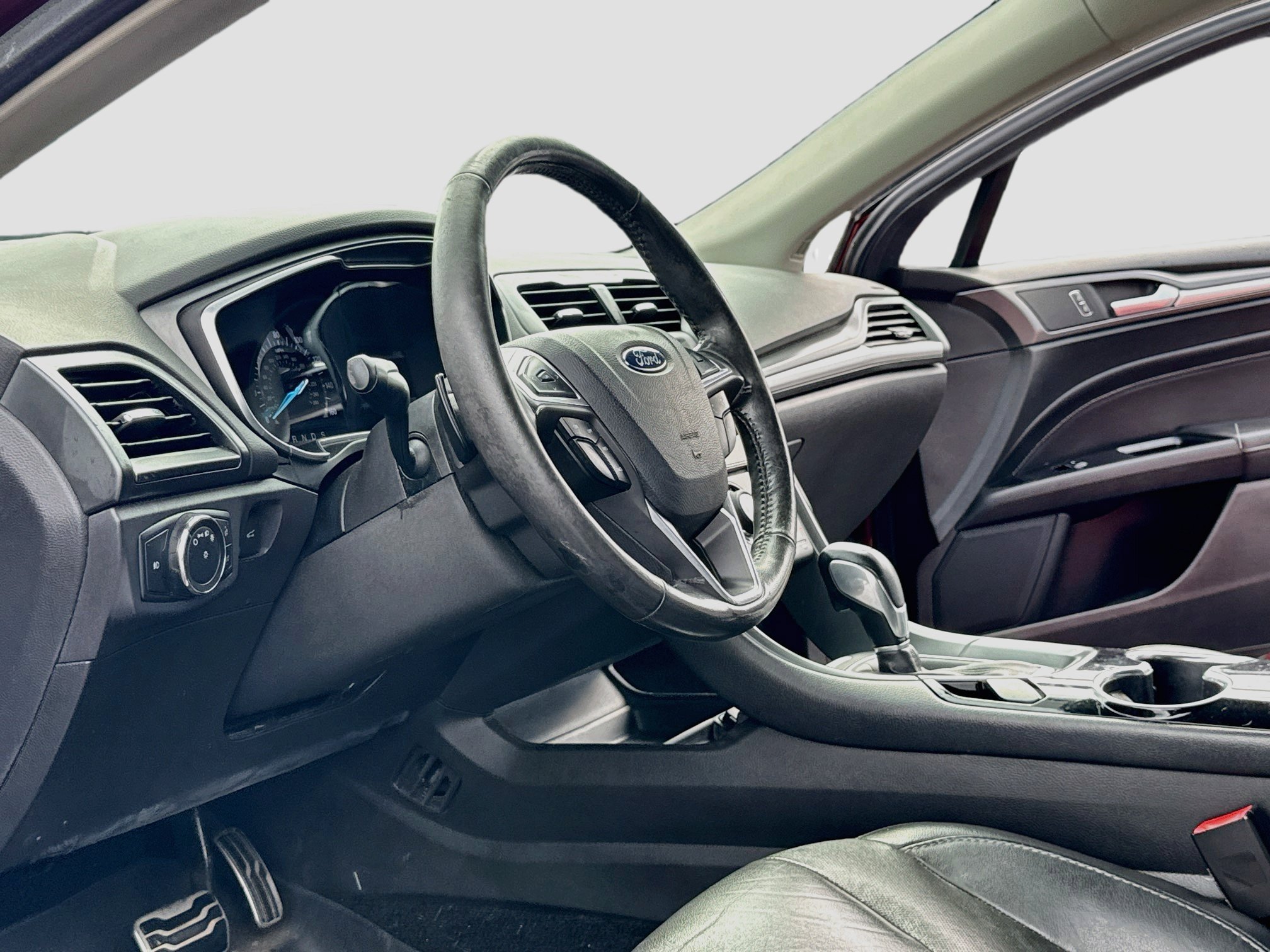 Used 2014 Ford Fusion Titanium FWD image 11