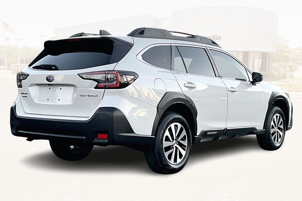 Used 2024 Subaru Outback Premium image 6