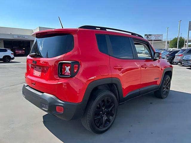 Used 2018 Jeep Renegade Altitude w/ Advanced Technology Group AWD/4WD image 3
