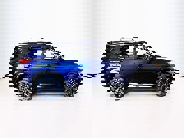 New 2026 Nissan Rogue Platinum image 4