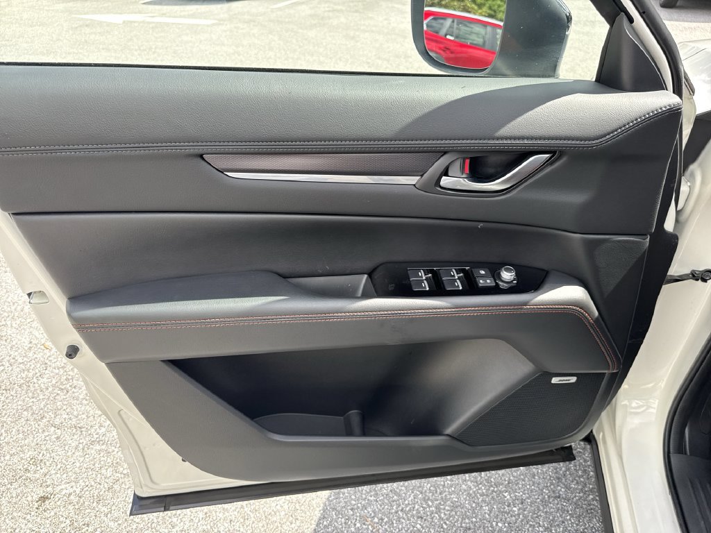 Certified 2025 MAZDA CX-5 Carbon Edition AWD/4WD image 39