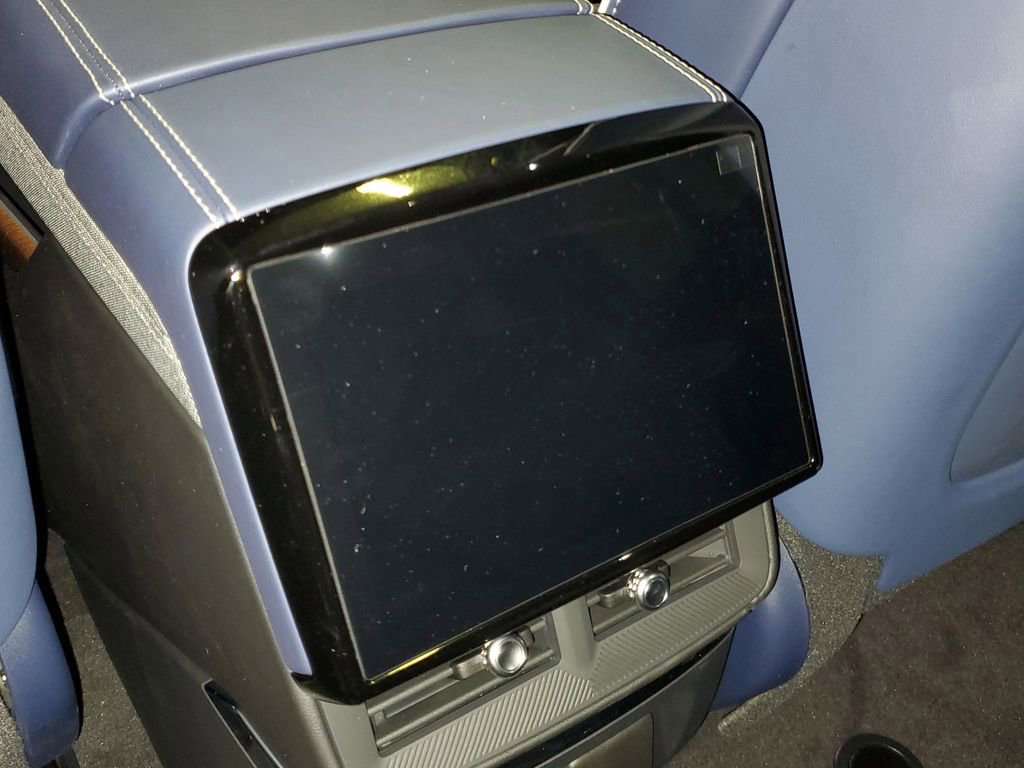 New 2026 Cadillac Vistiq Premium Luxury w/ LPO, Floor Liner Package image 12