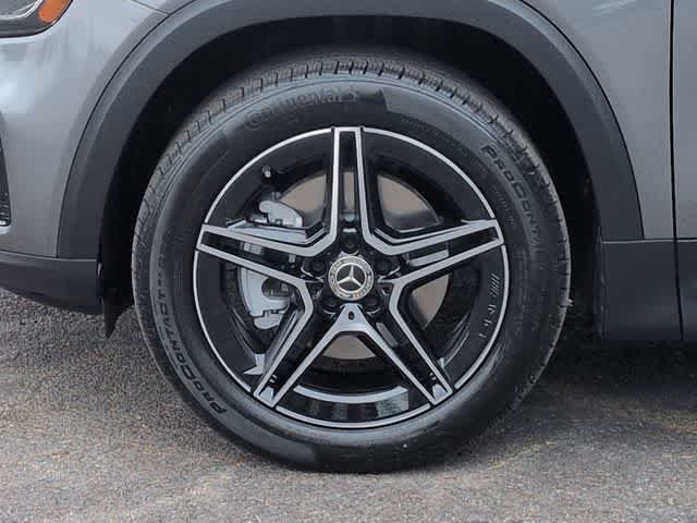 New 2026 Mercedes-Benz GLB 250 4MATIC image 14