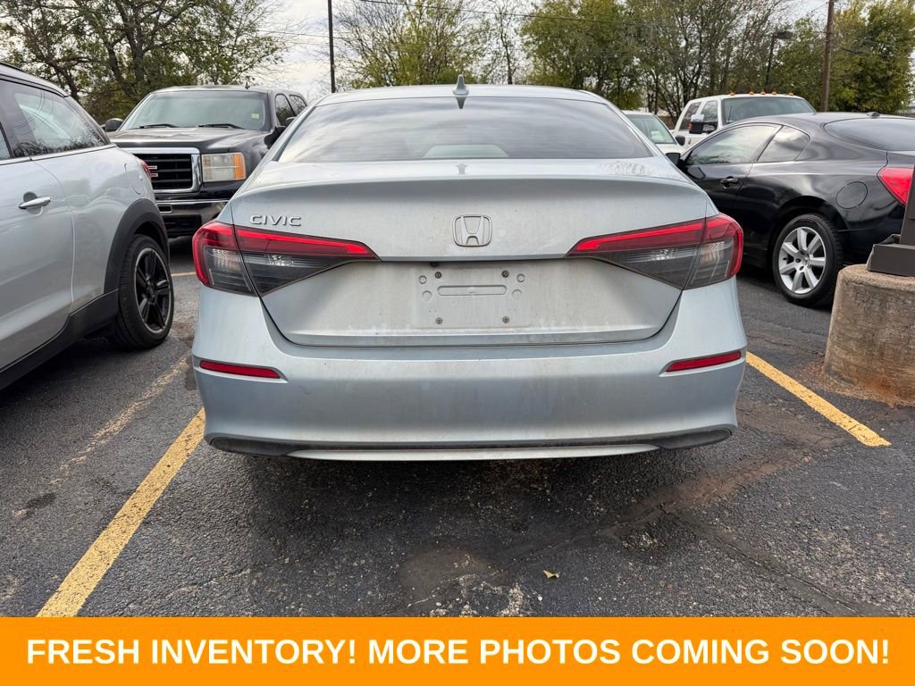 Used 2022 Honda Civic EX image 5