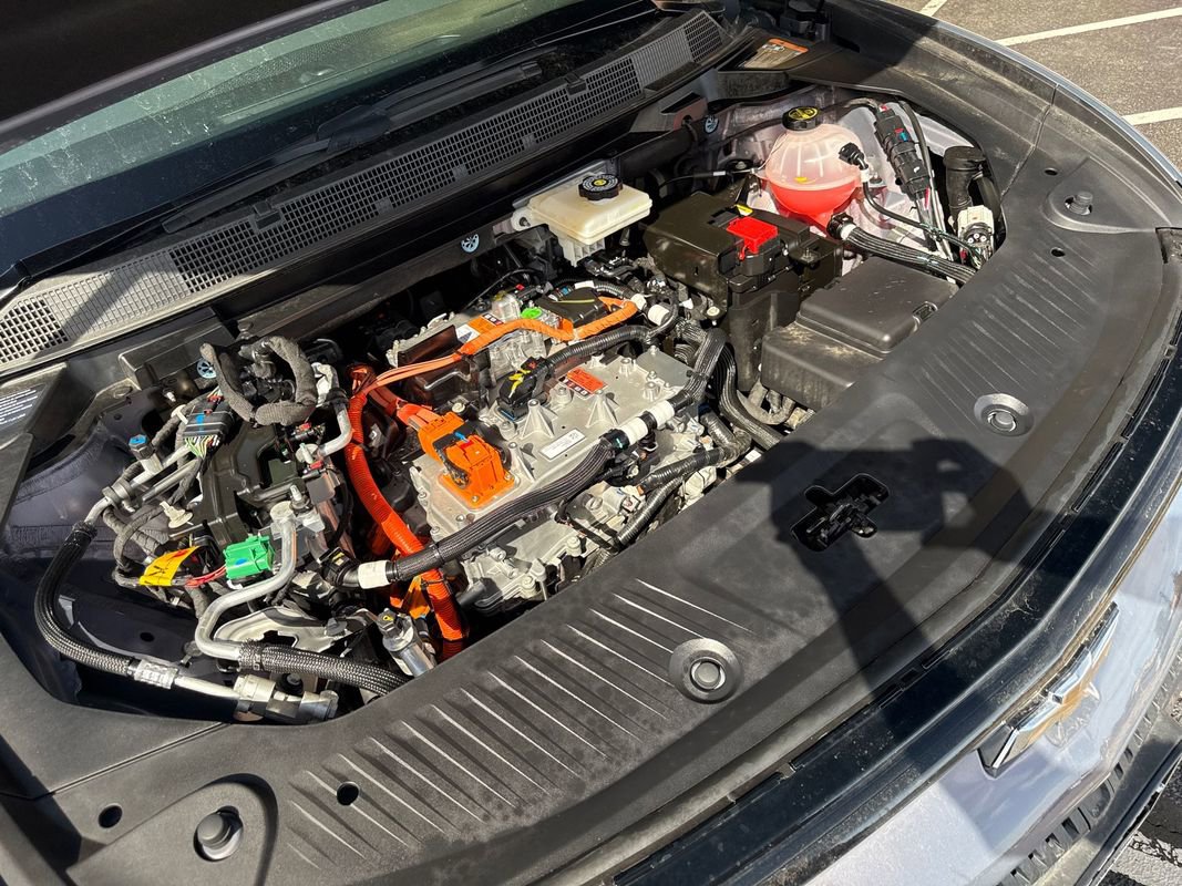 Used 2024 Chevrolet Equinox EV LT image 27