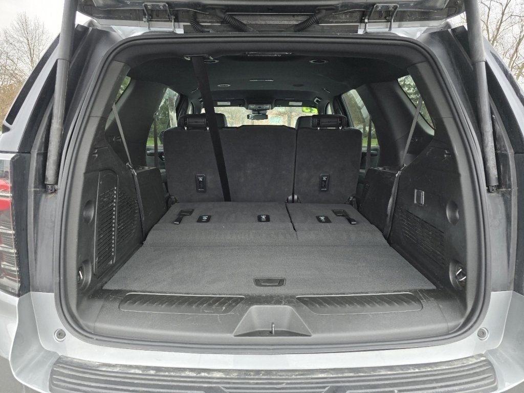 Used 2025 Chevrolet Tahoe LT image 14