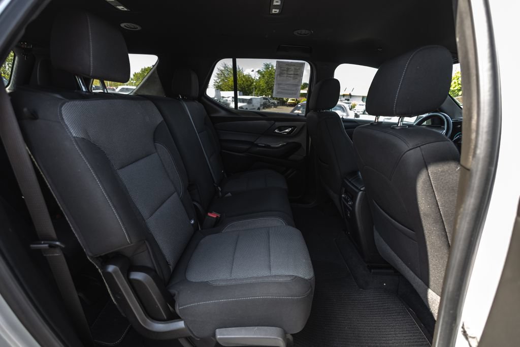 Used 2022 Chevrolet Traverse LT AWD/4WD image 30