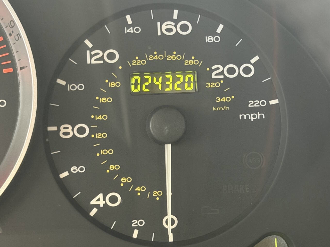 Used 2002 Ferrari 575M Maranello image 22