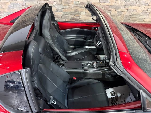 Used 2021 MAZDA MX-5 Miata RF Grand Touring image 9