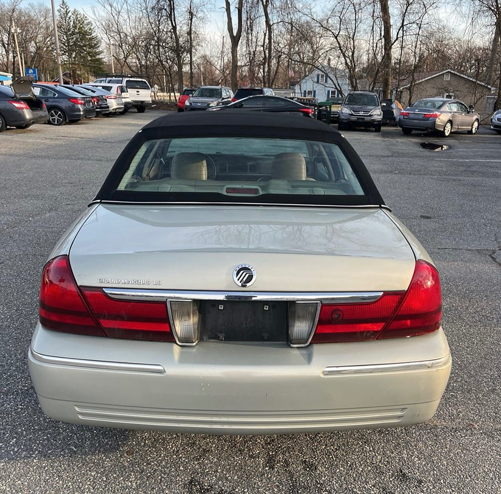 Used 2004 Mercury Grand Marquis LS RWD image 4