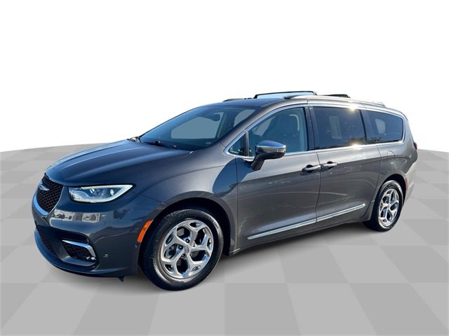 Used 2022 Chrysler Pacifica Limited