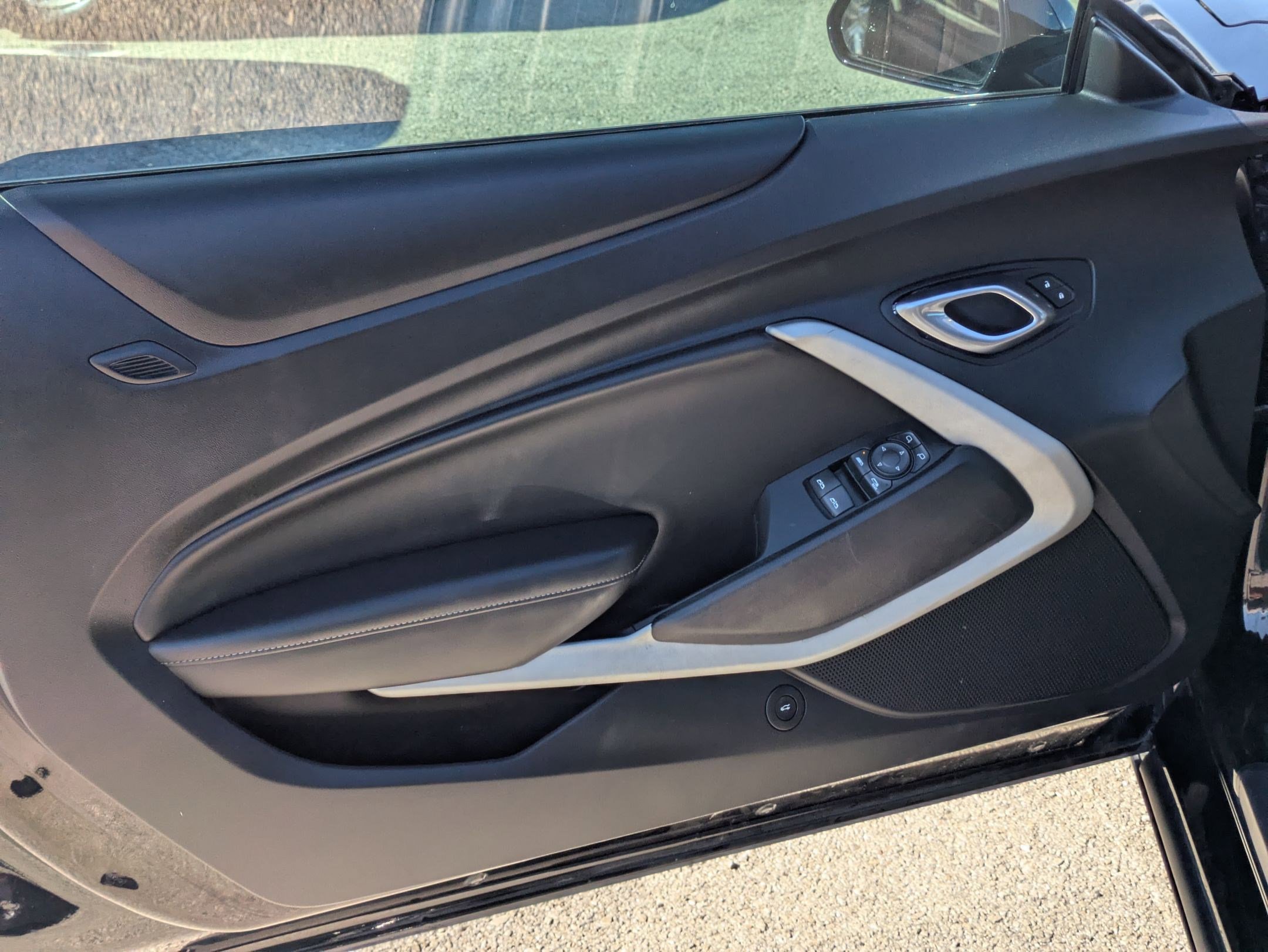 Used 2021 Chevrolet Camaro LT image 11