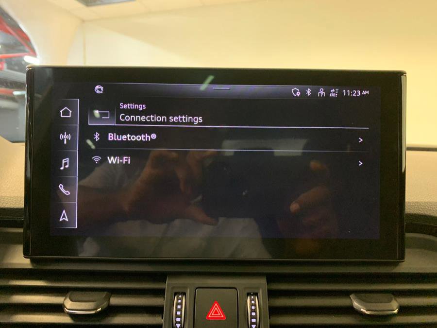 Used 2022 Audi SQ5 Premium Plus w/ Premium Plus Package image 35