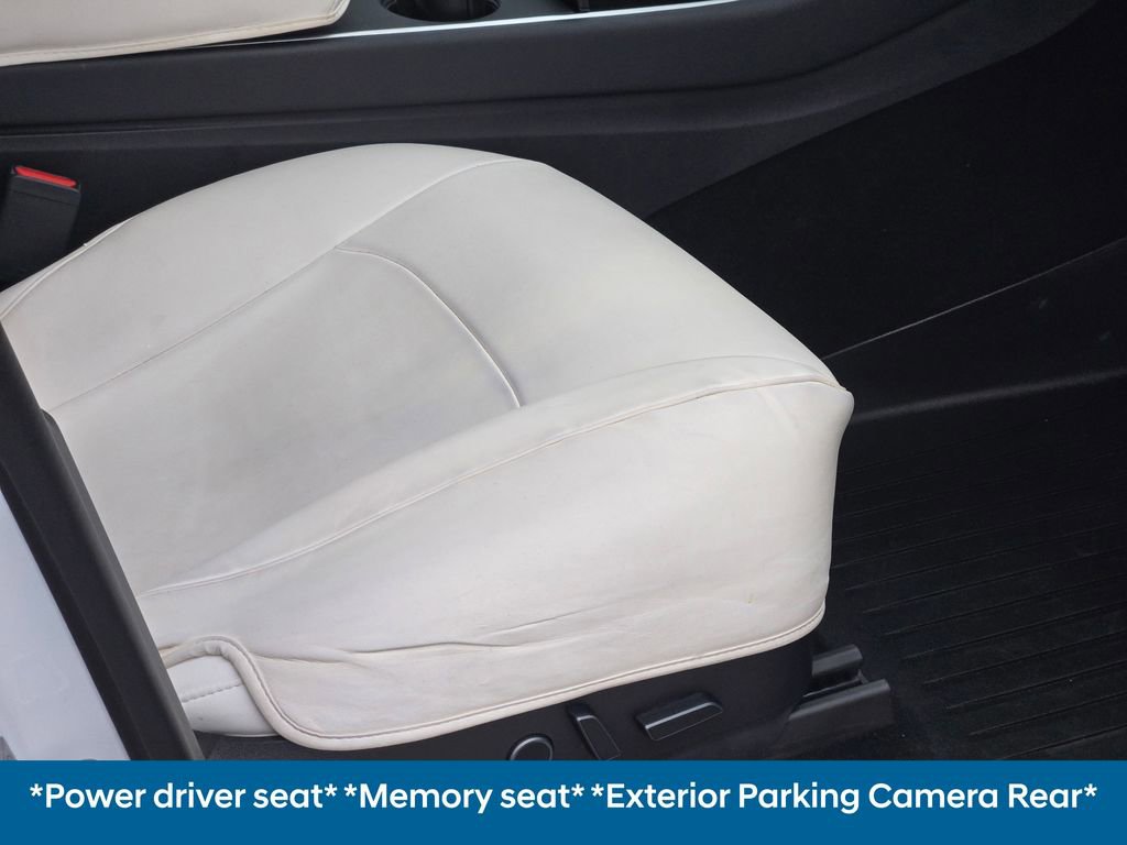 Used 2021 Tesla Model Y Long Range image 9