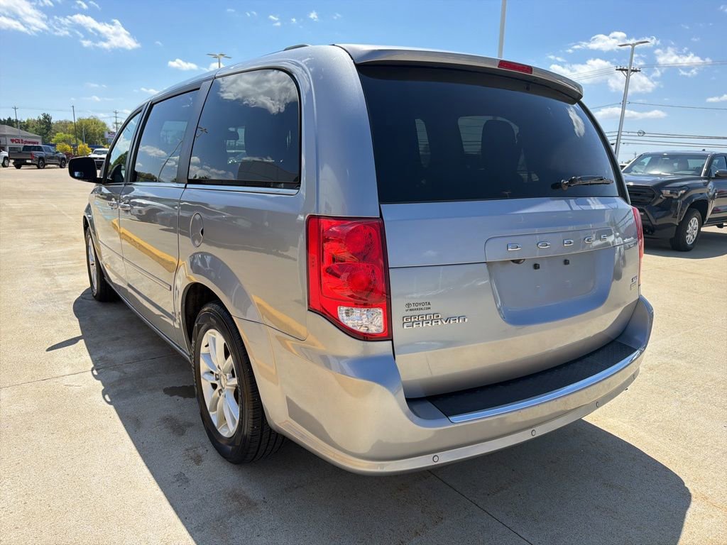 Used 2019 Dodge Grand Caravan SXT w/ Rear Park Assist Package FWD image 7