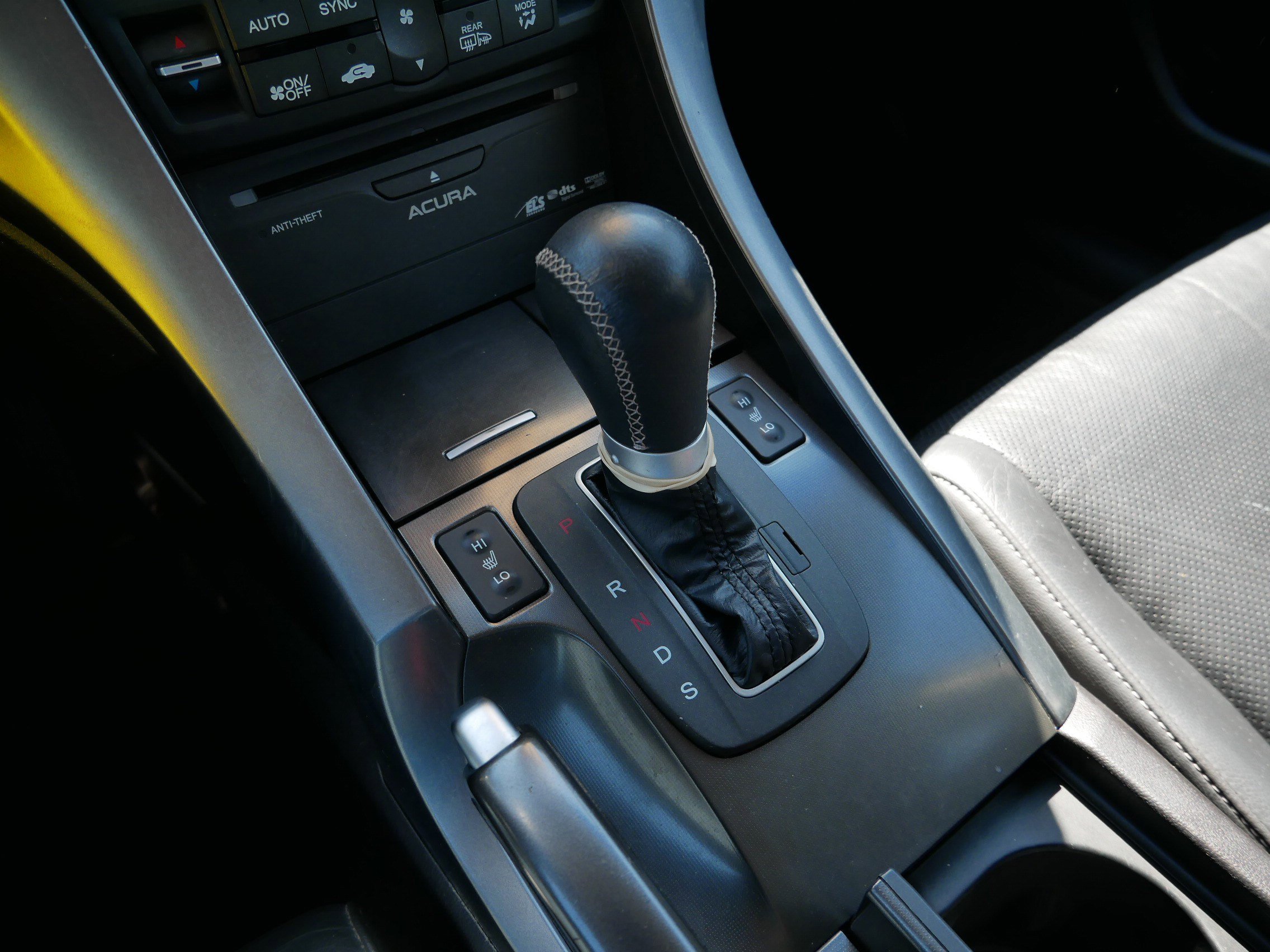 Used 2011 Acura TSX w/ Technology Package image 25